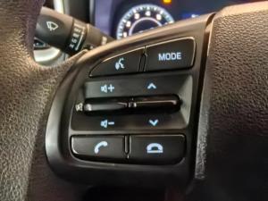 Hyundai Venue 1.2 Motion - Image 14