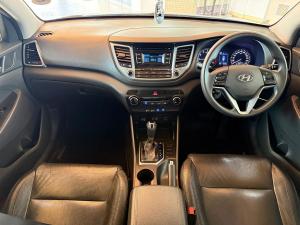 Hyundai Tucson 2.0 Premium auto - Image 12