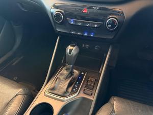 Hyundai Tucson 2.0 Premium auto - Image 17