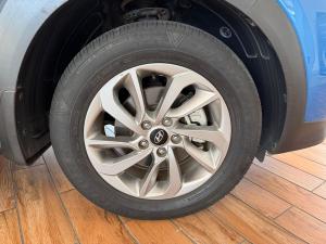 Hyundai Tucson 2.0 Premium auto - Image 8