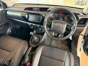 Toyota Hilux 2.4GD single cab S (aircon) - Image 11