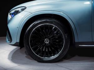 Mercedes-Benz GLC GLC300d coupe 4Matic Avantgarde - Image 9