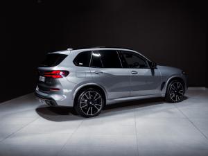 BMW X5 M60i - Image 15