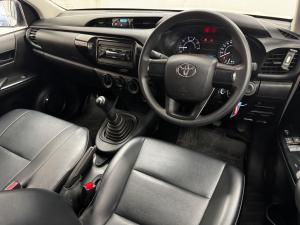 Toyota Hilux 2.4GD single cab S (aircon) - Image 6