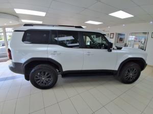 Toyota Land Cruiser Prado 2.8GD TX - Image 3
