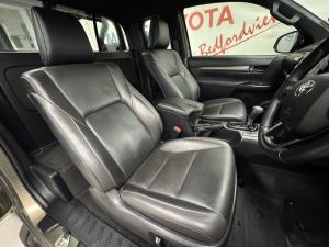 Toyota Hilux 2.8GD-6 Xtra cab 4x4 Legend auto - Image 7