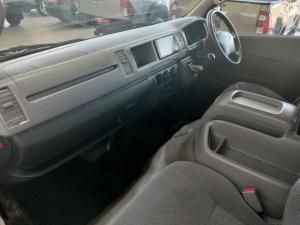 Toyota Quantum 2.5D-4D GL 10-seater bus - Image 7