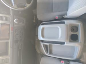 Toyota Quantum 2.5D-4D GL 10-seater bus - Image 10