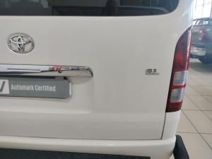 Toyota Quantum 2.5D-4D GL 10-seater bus - Image 25