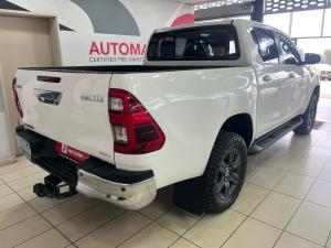 Toyota Hilux 2.8GD-6 double cab Raider auto - Image 2