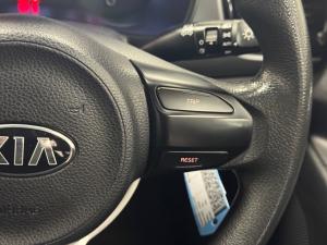 Kia Rio hatch 1.2 LS - Image 10