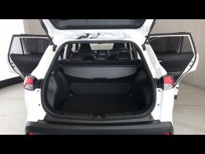 Toyota Corolla Cross 1.8 XR - Image 13