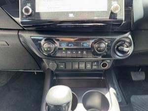 Toyota Hilux 2.8GD-6 double cab 4x4 Legend auto - Image 14