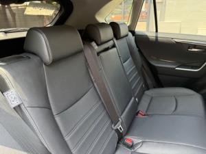 Toyota RAV4 2.5 VX Hybrid CVT E-FOUR - Image 8