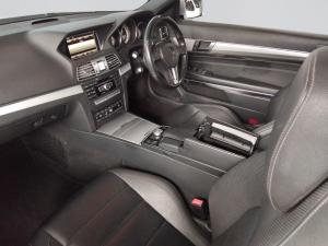 Mercedes-Benz E 250 CGI Cabriolet - Image 3