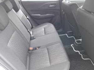 Suzuki Swift 1.2 GLX manual - Image 8