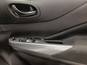 Nissan Navara 2.5DDTi double cab SE Plus 4x4 - Image 14