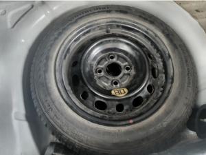 Ford Fiesta sedan 1.4 Ambiente - Image 11