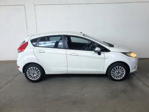 Ford Fiesta sedan 1.4 Ambiente - Image 3