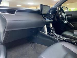 Toyota Corolla Cross 1.8 Hybrid XS - Image 9