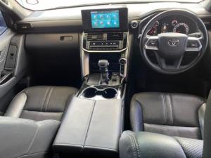 Toyota Land Cruiser 300 3.3D GX-R - Image 6