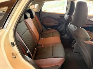 Toyota Starlet Cross 1.5 XS auto - Image 10