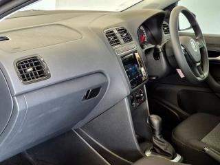 Volkswagen Polo Vivo hatch 1.6 Life
