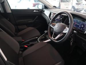 Volkswagen Polo hatch 1.0TSI Life auto - Image 11