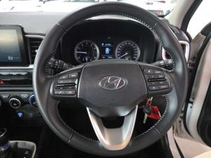 Hyundai Venue 1.0 Tgdi Fluid DCT - Image 16