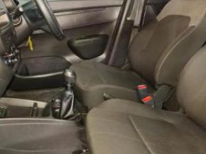 Renault Kwid 1.0 Evolution - Image 11