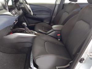 Suzuki Baleno 1.5 GLX auto - Image 10