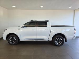 GWM P300 2.4T double cab LT 4x4 - Image 4