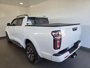 GWM P300 2.4T double cab LT 4x4 - Image 5
