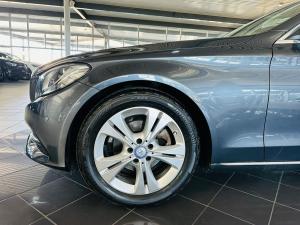 Mercedes-Benz C-Class C180 auto - Image 13