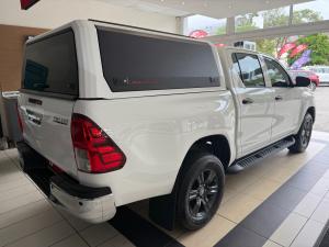 Toyota Hilux 2.4GD-6 double cab Raider manual - Image 2