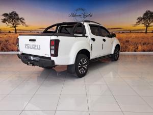 Isuzu KB 250D-Teq double cab X-Rider - Image 2