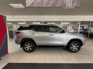 Toyota Fortuner 2.4GD-6 4x4 - Image 3