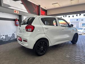 Toyota Vitz 1.0 XR manual - Image 2