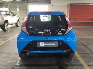 Toyota Aygo 1.0 - Image 5