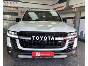 Toyota Land Cruiser 300 3.5T GR-Sport - Image 4