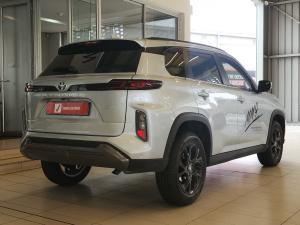 Toyota Urban Cruiser 1.5 XR manual - Image 2