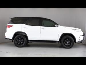 Toyota Fortuner 2.8GD-6 Epic Black - Image 3