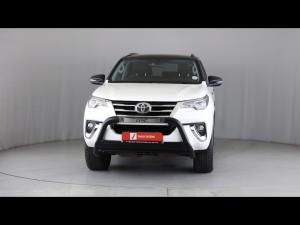 Toyota Fortuner 2.8GD-6 Epic Black - Image 4