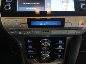 Toyota Land Cruiser Prado 2.8GD VX-L - Image 15