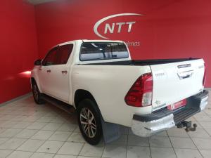 Toyota Hilux 2.8 GD-6 Raider 4X4 automaticD/C - Image 9