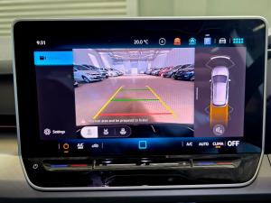 Volkswagen Golf 1.4 TSI Life + Tiptronic - Image 8