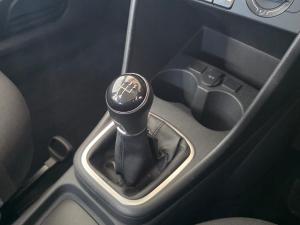 Volkswagen Polo Vivo 1.6 Highline - Image 10