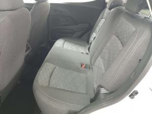 Mahindra XUV3XO 1.2T MX2 - Image 18