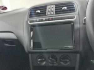 Volkswagen Polo Vivo hatch 1.4 Trendline - Image 14