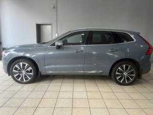Volvo XC60 B5 AWD Plus Bright - Image 2